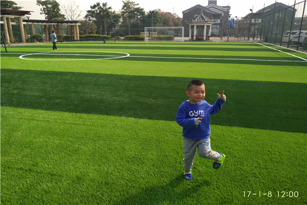 人造草足球場，人造草足球場，標準環(huán)保人造草足球場施工建設標準環(huán)保人造草足球