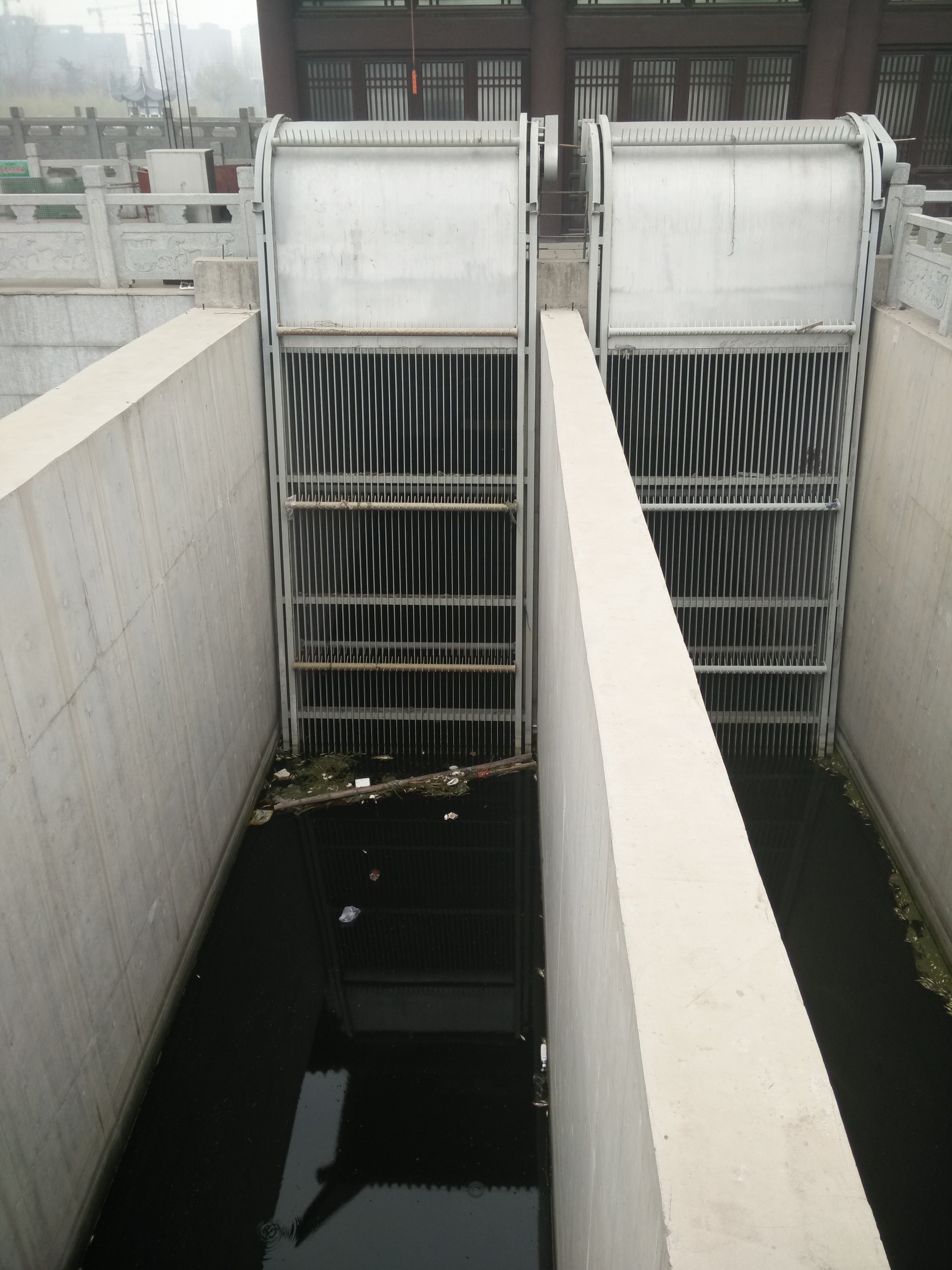 不銹鋼清污機(jī) 螺旋清污機(jī) 水利清污機(jī)