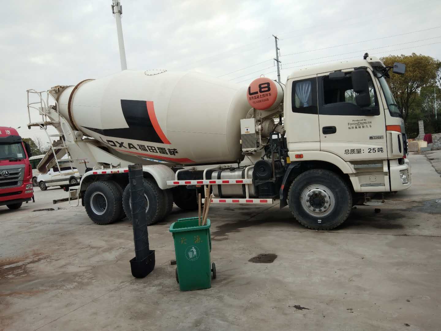 福田歐曼12方攪拌車廠家供應(yīng)*銷售