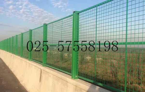 橋梁防拋網(wǎng)，橋梁護(hù)欄網(wǎng)價格