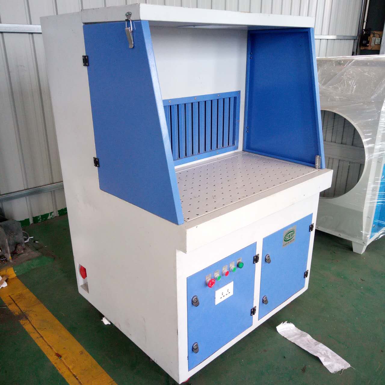 拋光打磨除塵工作臺(tái)生產(chǎn)廠家