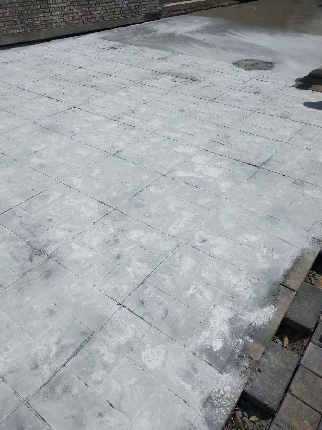 丹陽水泥壓花地坪材料廠家  壓花地坪模具施工