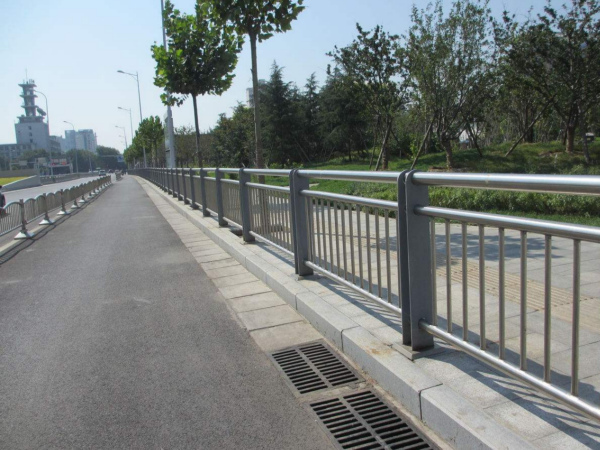 河道護(hù)欄-城市道路護(hù)欄-市政交通隔離欄