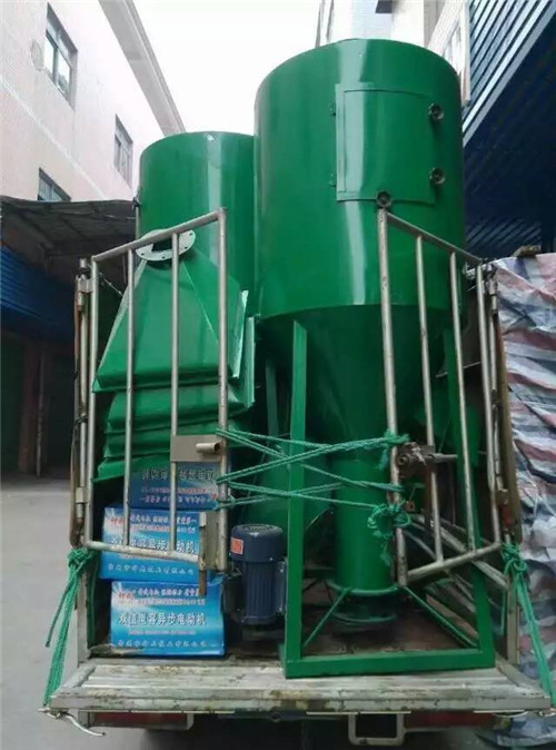 大型膩?zhàn)臃蹟嚢杌旌蠙C(jī) 螺旋豬飼料拌料機(jī)