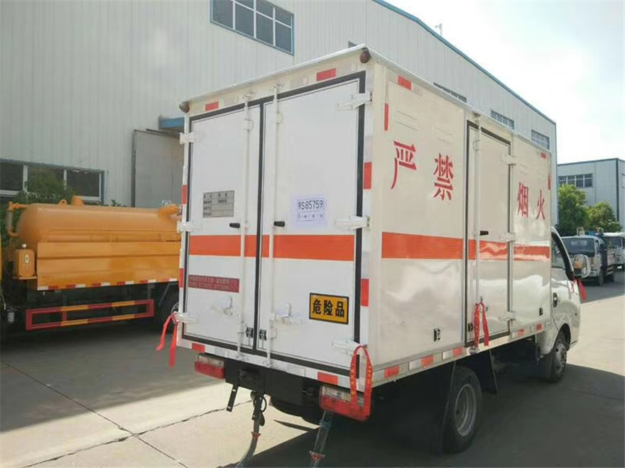 東風途逸易燃氣體廂式車多少錢