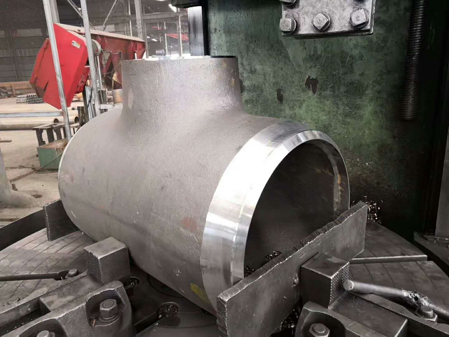 供應(yīng)無縫三通 等徑三通 四通