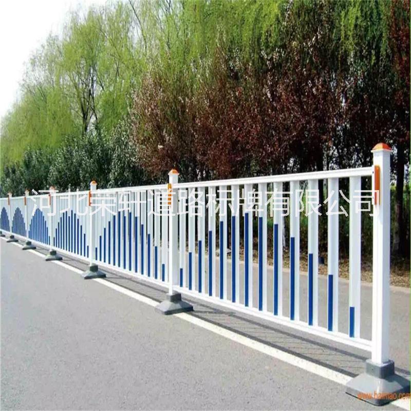 市政護(hù)欄河北廠家市政護(hù)欄 京式護(hù)欄 異形護(hù)欄 黃金護(hù)欄