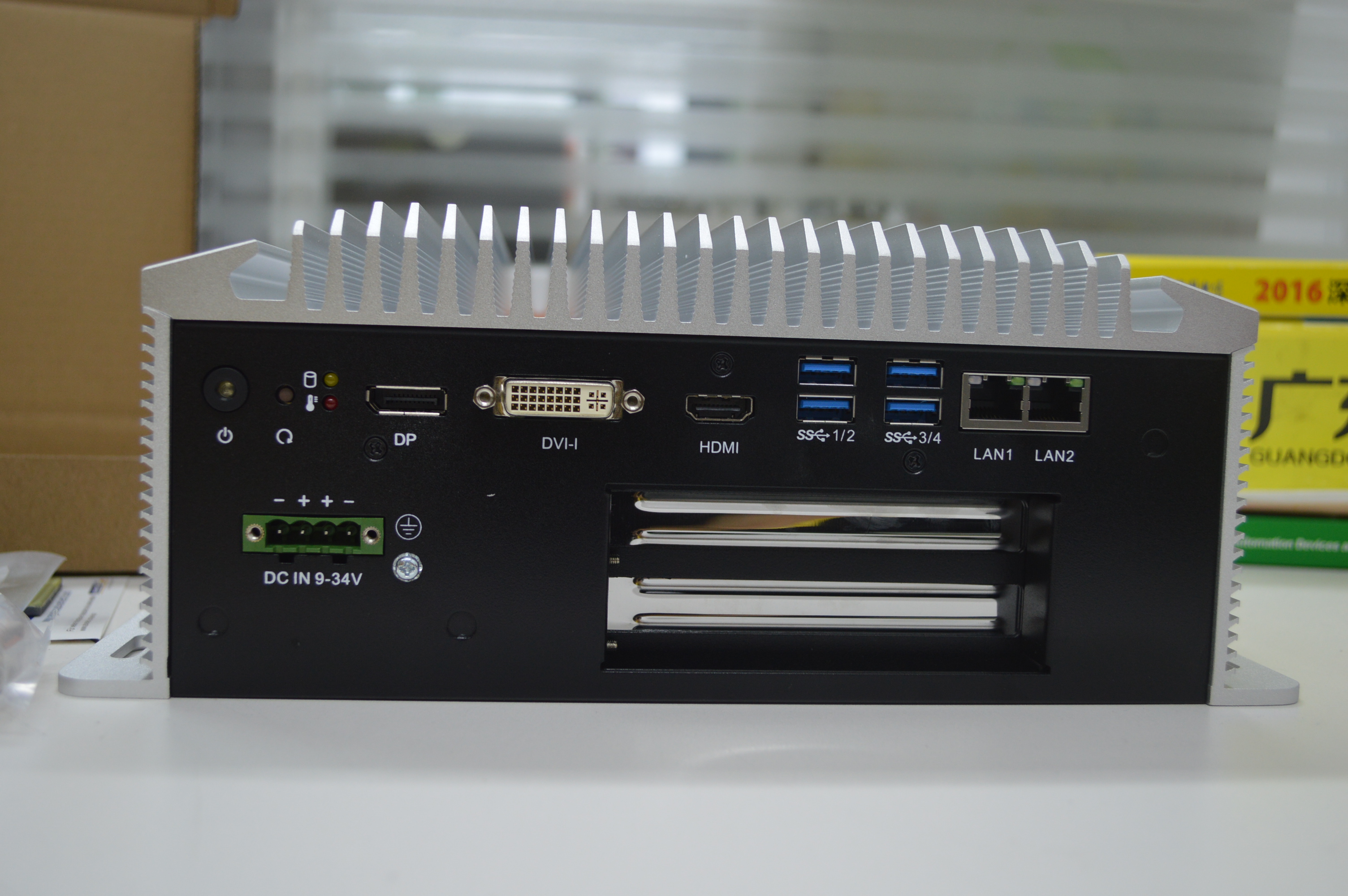 臺(tái)灣研華嵌入式工控機(jī)ARK-3500價(jià)格貨期