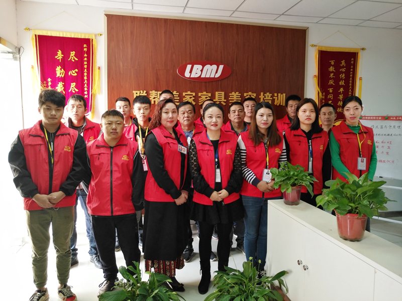 西安家具美容培訓(xùn)-靠譜培訓(xùn)機(jī)構(gòu)-聯(lián)幫美家家具維修培訓(xùn)