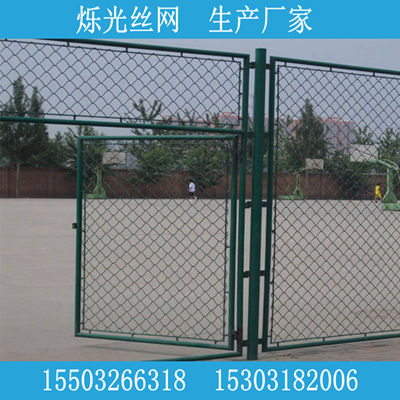 體育場圍網(wǎng)規(guī)格 山區(qū)籃球場圍網(wǎng)護(hù)欄網(wǎng)生產(chǎn)廠家