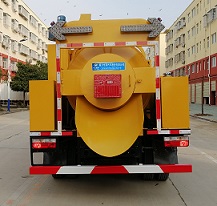 路面養(yǎng)護車，東風(fēng) 路面養(yǎng)護車，程力路面養(yǎng)護車， 路面養(yǎng)護車價格， 路面養(yǎng)護車廠家