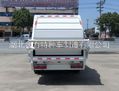 廠家批量供應(yīng)五噸壓縮垃圾車