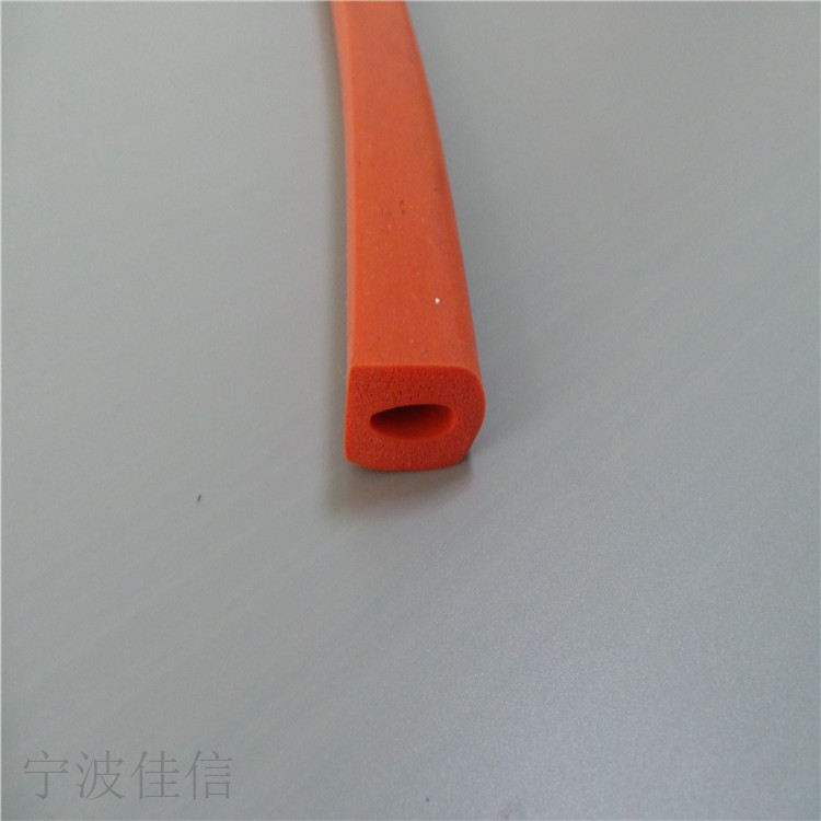 耐高溫?cái)D出硅橡膠密封條
