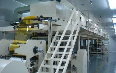 大型OPP透明封箱膠帶機(jī) OPP透明封箱膠帶機(jī)