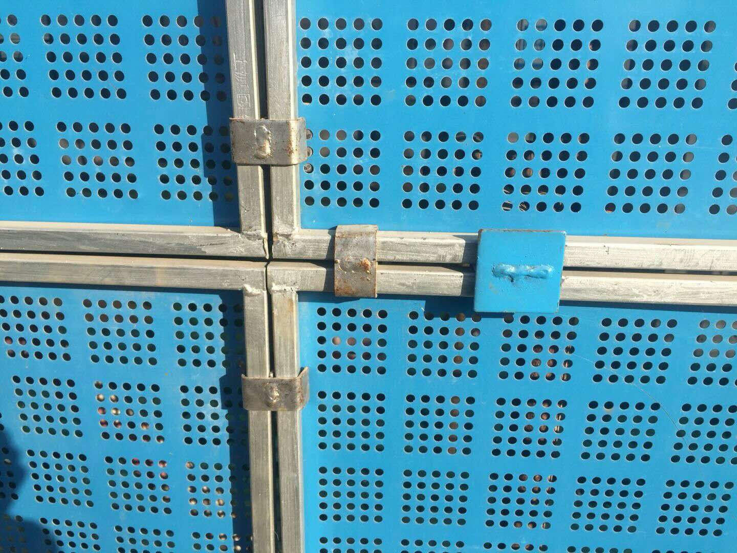 河北一套建筑爬架網(wǎng)爬架防護(hù)網(wǎng)多少錢