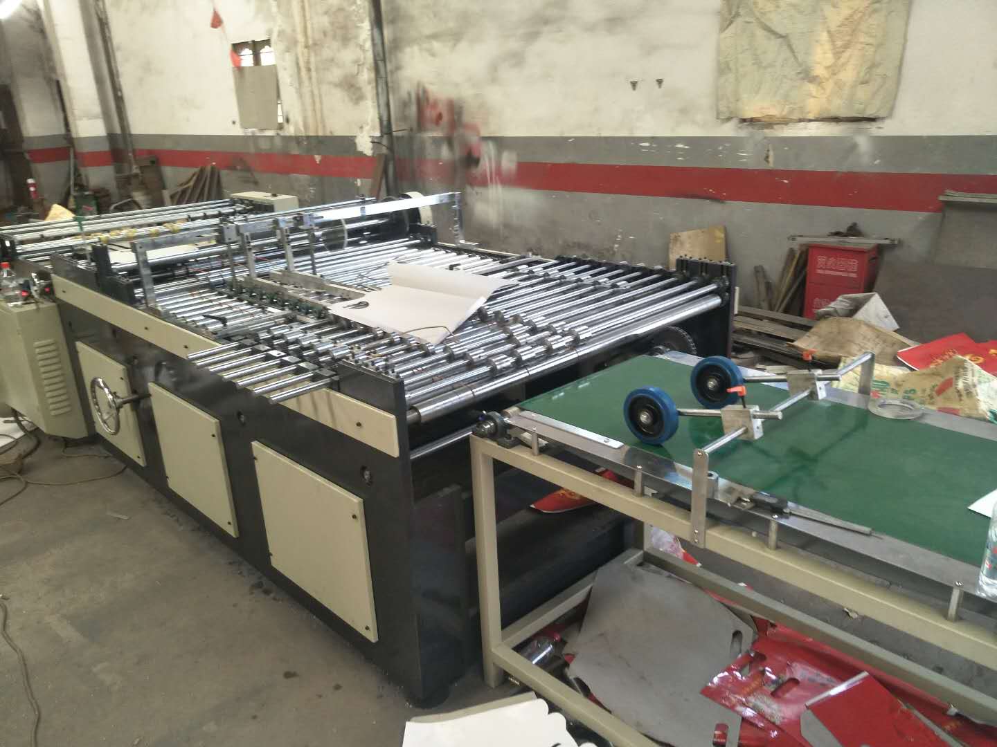 單層紙紙大禮包糊袋機  帶印刷紙大禮包糊袋機  紙大禮包糊袋機