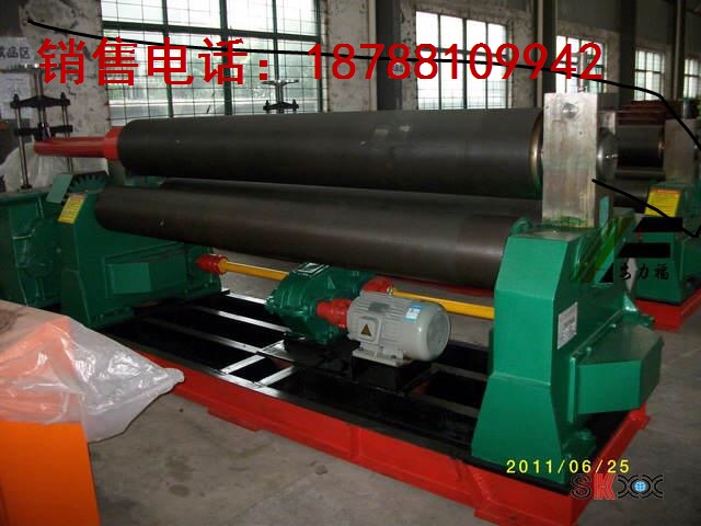 云南昆明20*2500三輥卷板機(jī)、對(duì)稱式卷板機(jī)廠家直銷