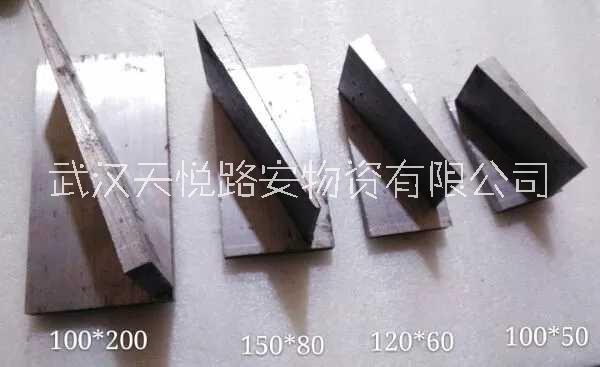 武漢斜墊鐵調(diào)整斜鐵機(jī)床墊鐵武漢現(xiàn)貨供應(yīng)