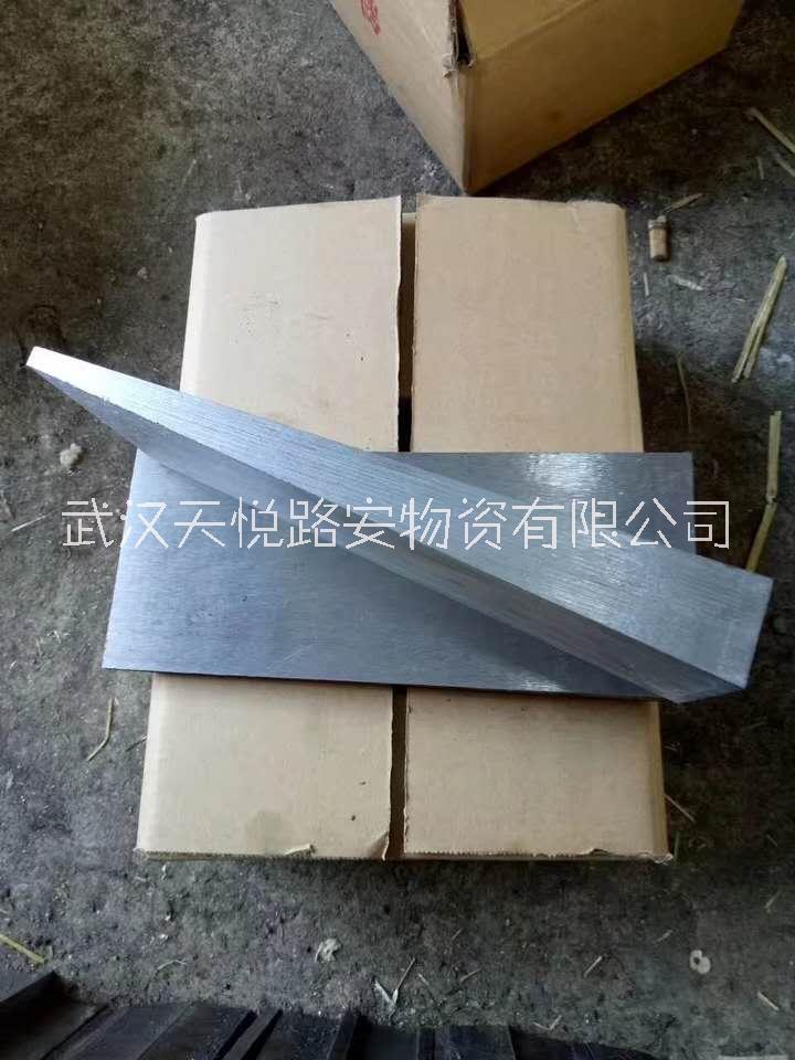 武漢斜鐵斜墊鐵楔鐵楔墊鐵塞鐵調(diào)整斜鐵斜鐵墊塊 斜鐵現(xiàn)貨批發(fā)零售 規(guī)格齊全武漢武昌區(qū)