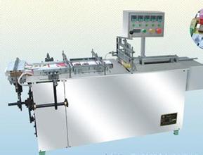 透明膜三維自動(dòng)包裝機(jī)  透明膜自動(dòng)包裝機(jī)