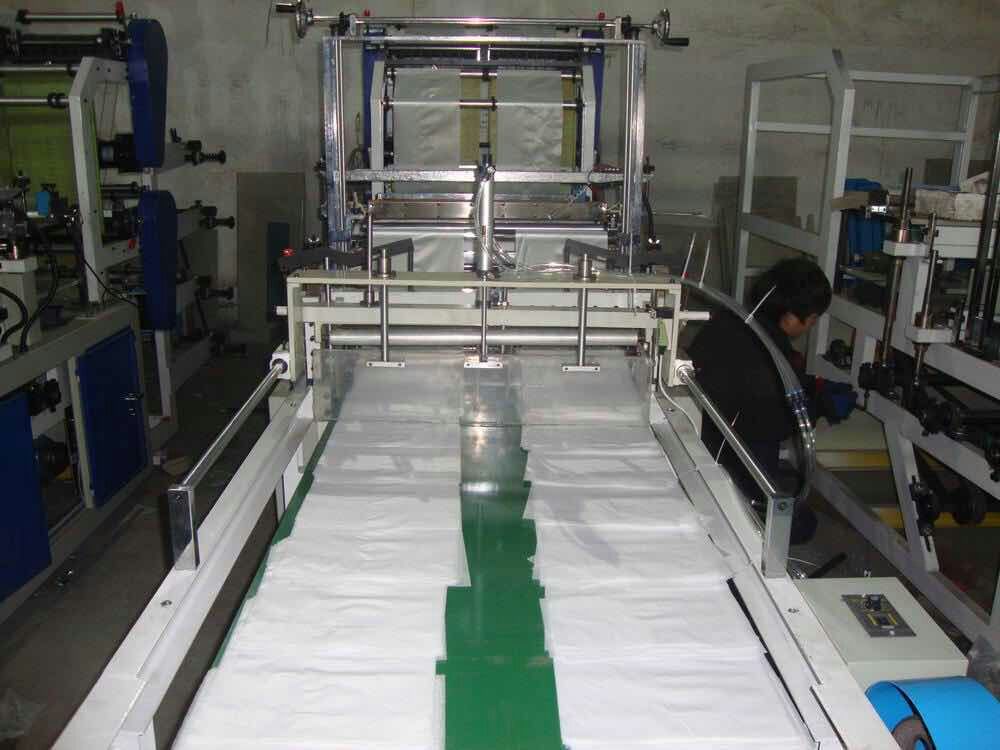 電腦六道高速制袋機  電腦高速制袋機 電高速制袋機