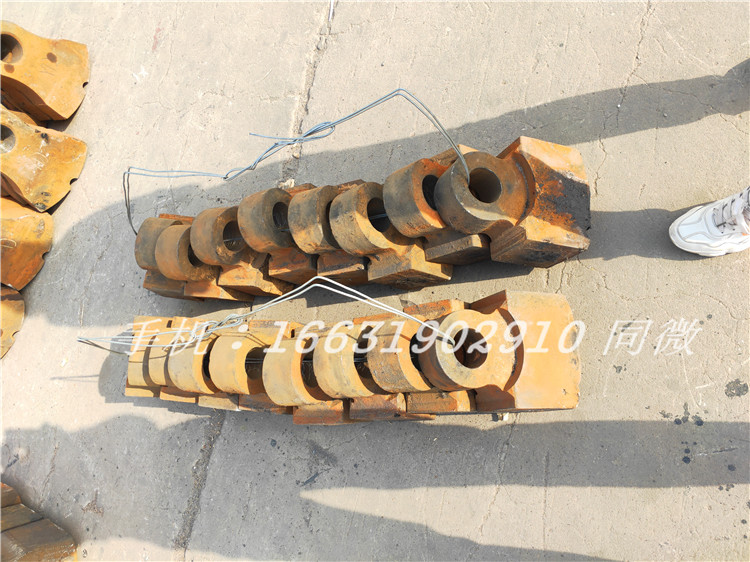 高錳鋼錘頭_高鉻錘頭_復(fù)合錘頭_破碎機錘頭_破碎機耐磨錘頭 錘式破碎機錘頭