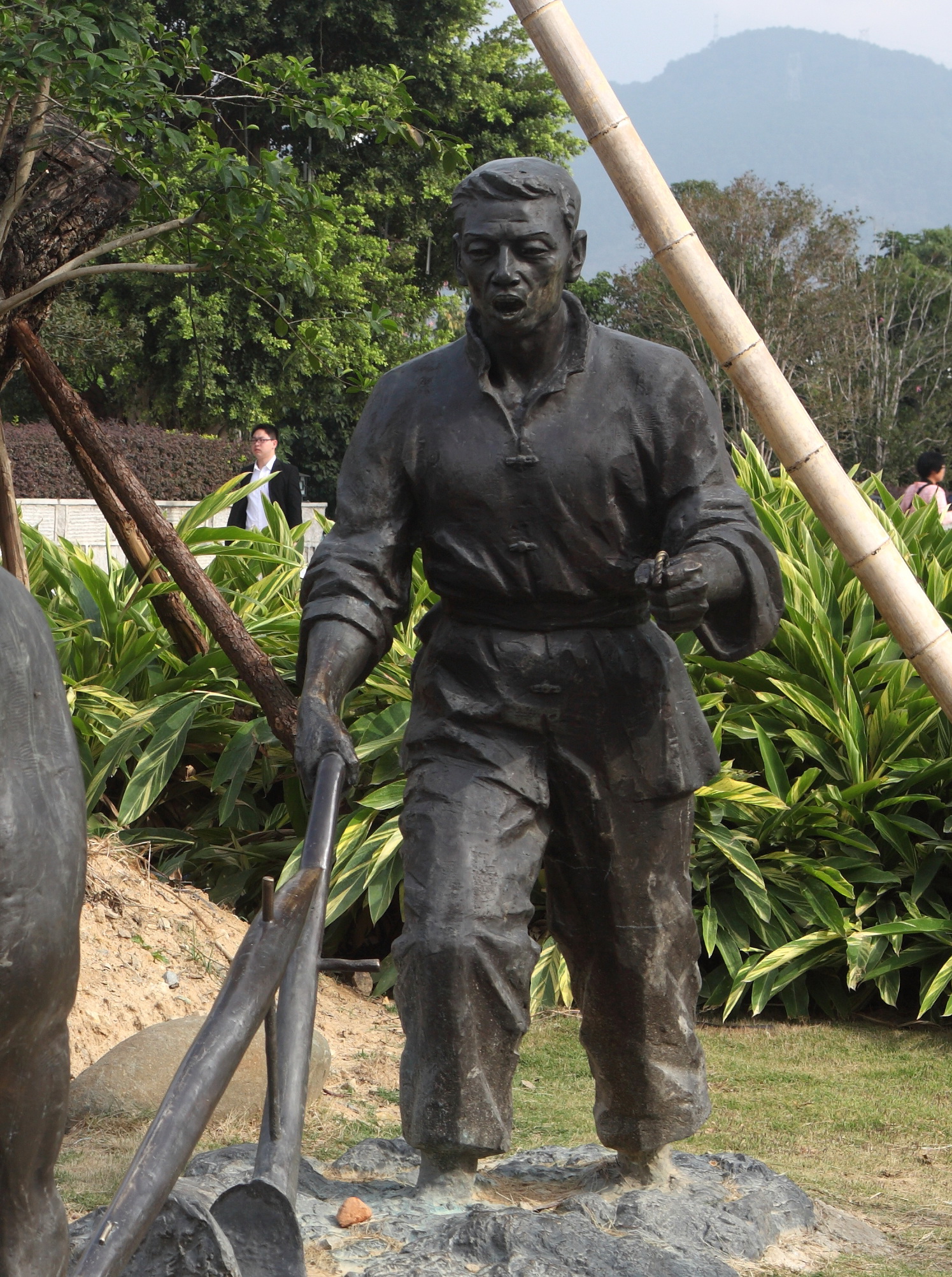 門(mén)口擺件古代人物真人雕塑玻璃鋼防銅雕塑仿銅擺件商業(yè)街 步行街 人物真人雕塑