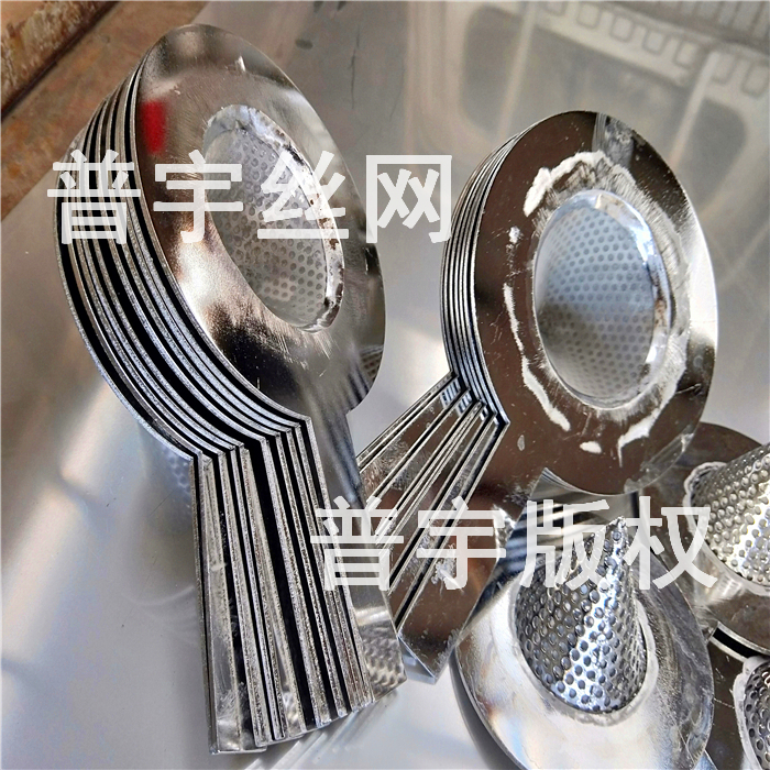 供應(yīng)普宇DN25籠型過濾器