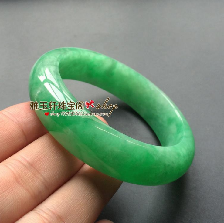 緬 甸翡翠A 貨玉手鐲子飄花圓條滿綠手鐲豆綠蘋果綠翡翠玉鐲