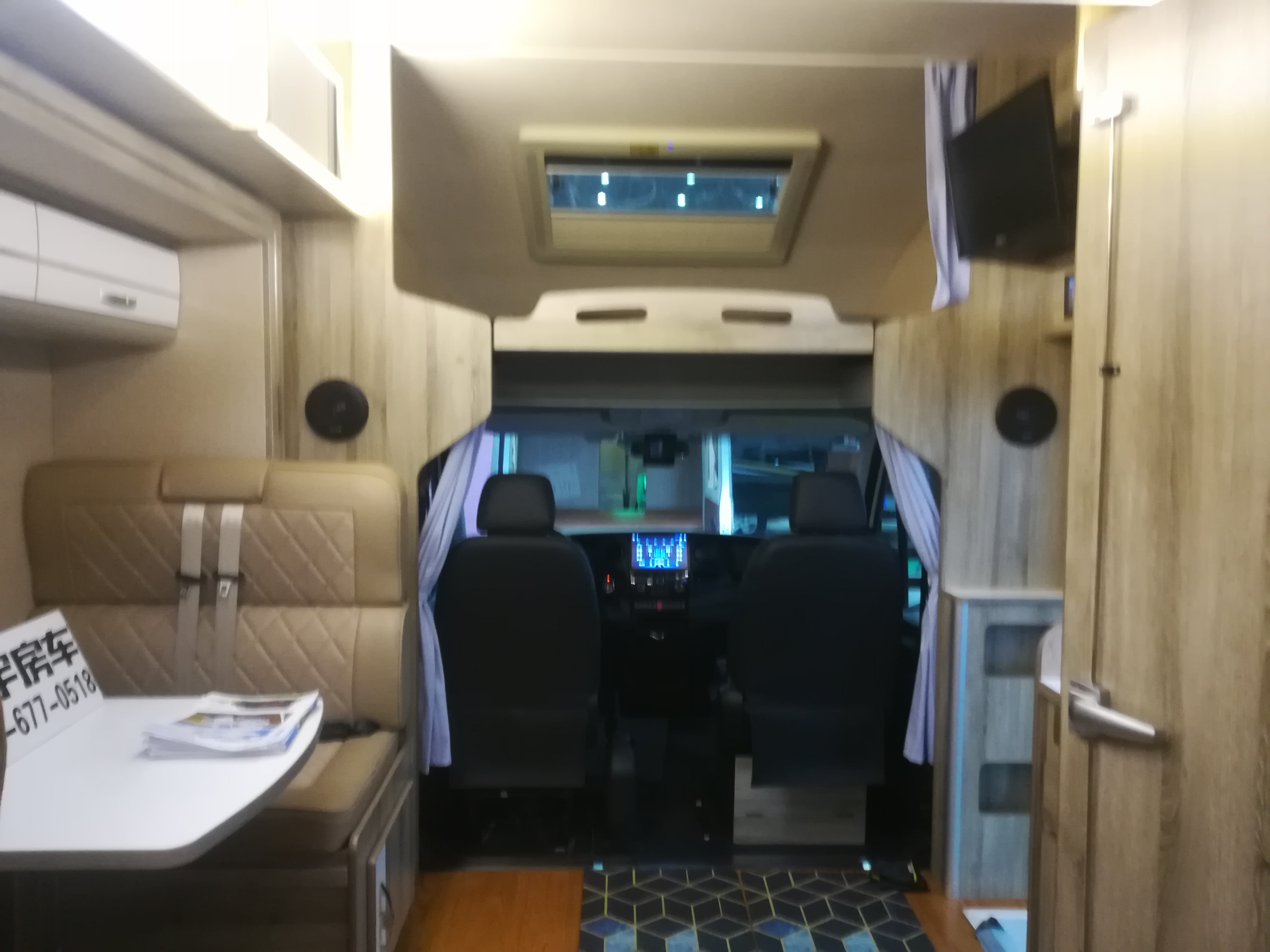 新款依維柯威爾特芬C房車