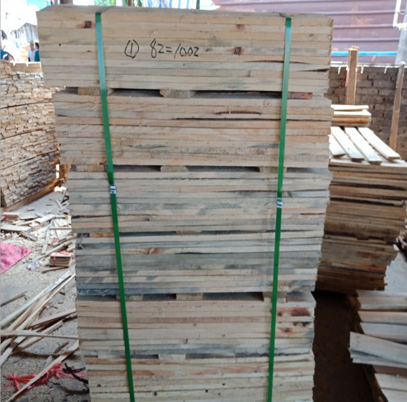廠家供應(yīng)松木實(shí)木托盤料定制 批發(fā)木板托盤料進(jìn)木方 尺寸可定制