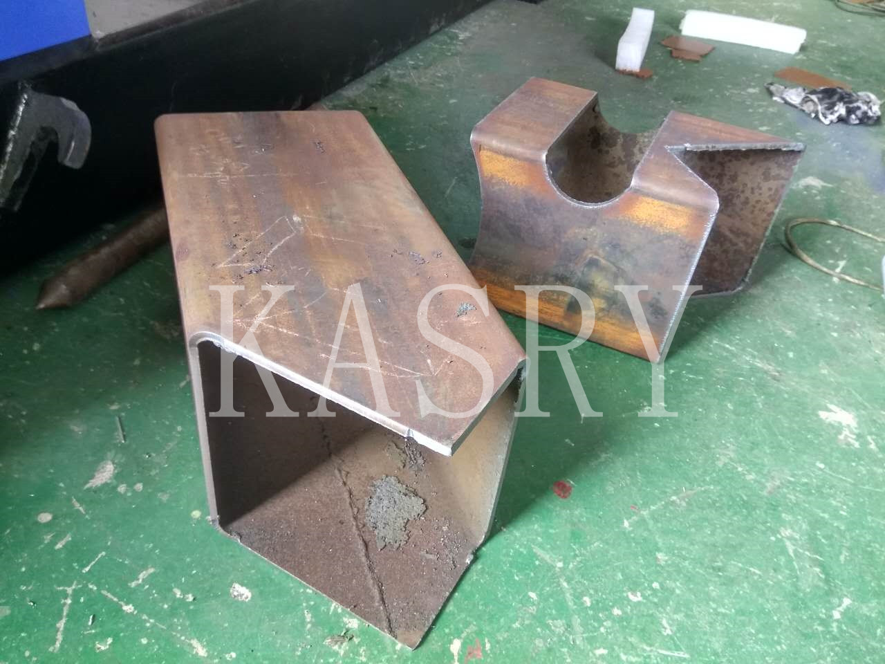 8軸相貫線切割機-異型管切割機-多功能相貫線切割機