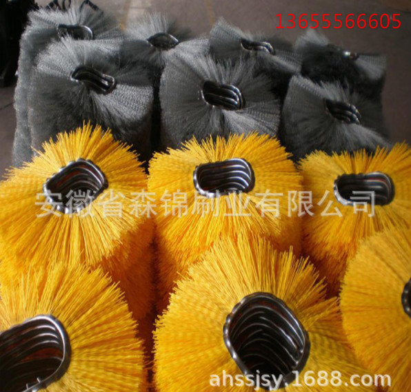 廠家直銷 定做掃路毛刷輥、掃雪毛刷輥、清掃環(huán)衛(wèi)刷價(jià)廉質(zhì)