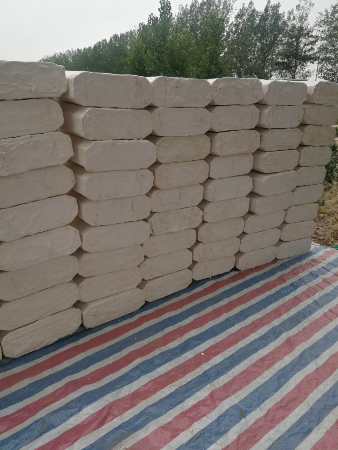 現(xiàn)澆空心樓蓋薄壁方箱內(nèi)置填充芯模