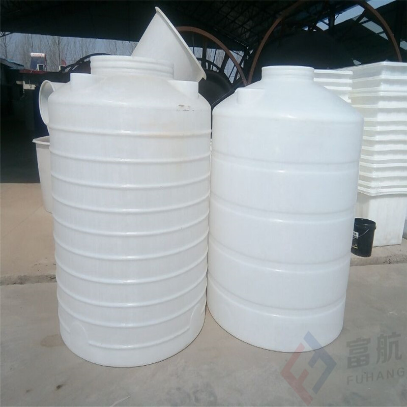 化工桶山東富航批發(fā)5立方塑料桶  5噸化工儲罐