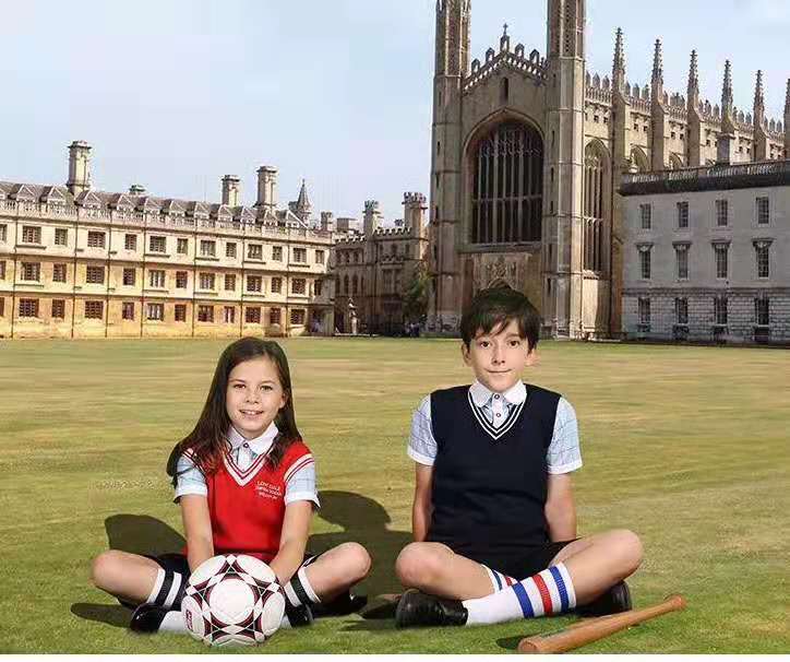 園服生產(chǎn)廠家南昌有生產(chǎn)園服的工廠 園服生產(chǎn)廠家南昌有生產(chǎn)園服的工廠嗎 時(shí)尚校服生產(chǎn)廠家