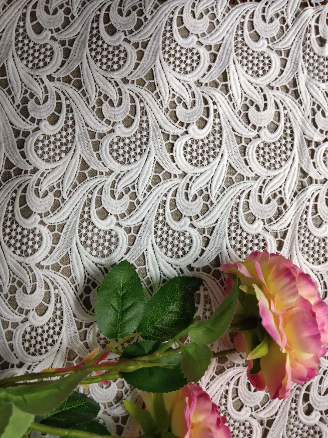 水溶牛奶絲花邊刺繡服裝服飾花邊，服裝水溶刺繡花邊