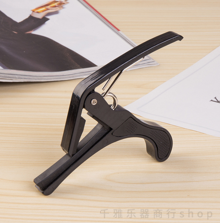 吉他配件 民謠吉他變調(diào)夾 大手抓塑料變調(diào)夾 ABS塑料夾吉他大手