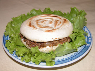 學(xué)習(xí)油炸串夾饃醬料     油炸饃怎么炸好吃    油炸饃技術(shù)培訓(xùn)