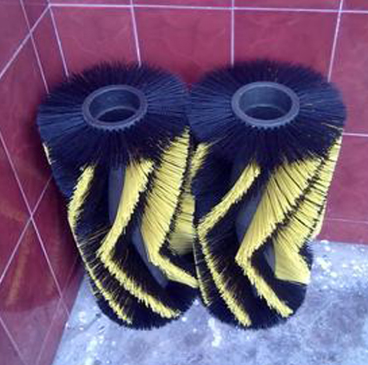 廠家直銷道路環(huán)衛(wèi)清掃毛刷輥 環(huán)衛(wèi)清掃機(jī)毛刷 掃路車刷輥