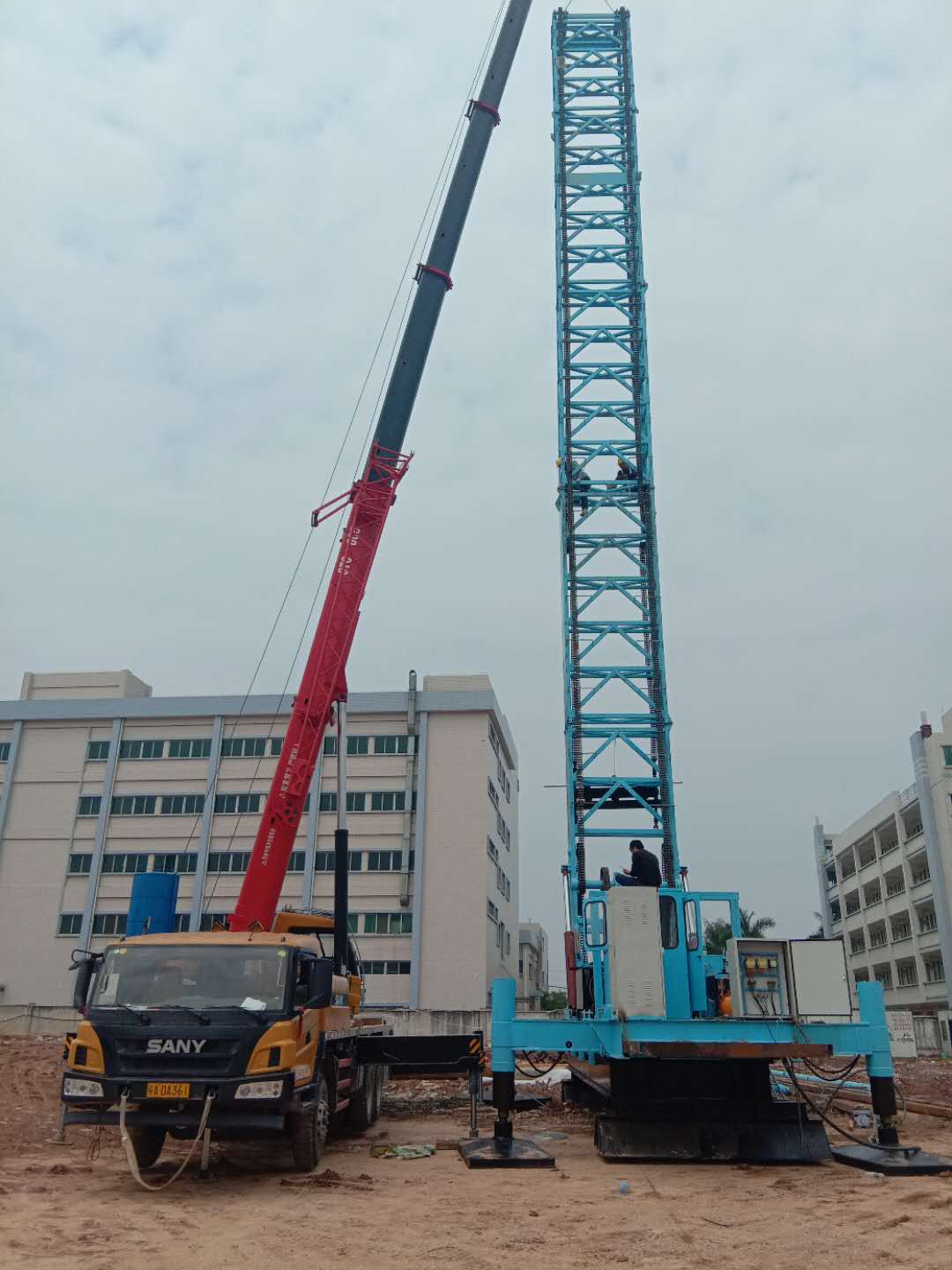 博羅強力吊車出租報價，批發(fā)，供應(yīng)商，生產(chǎn)廠家