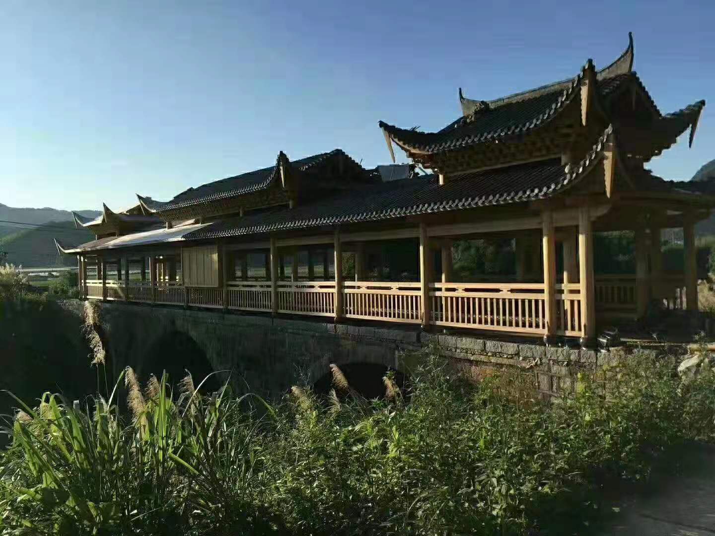 定制碳化防腐木長廊 戶外庭院古建長廊園林實(shí)木景觀廊架 廠家直銷