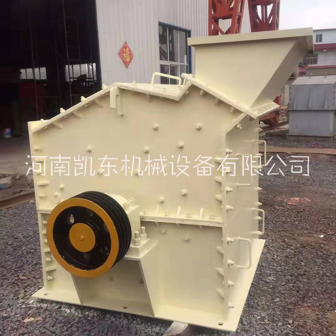 風化沙制砂機生產(chǎn)線 新型細碎制砂機600*800型 河卵石細碎制沙機 細碎制砂機，移動破碎站，移動制砂