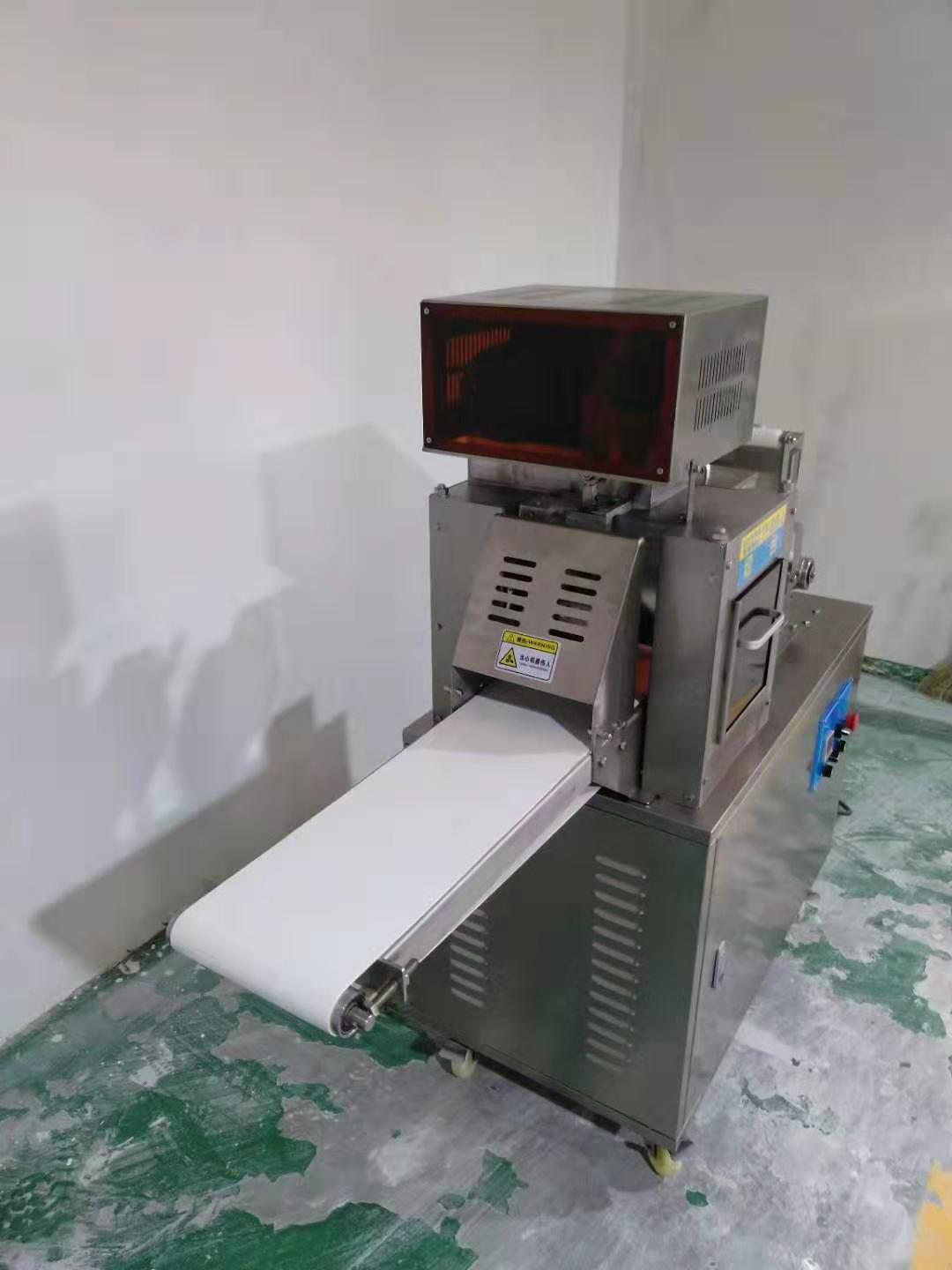 武漢意洋機(jī)械供應(yīng)全自動(dòng)老婆餅生產(chǎn)