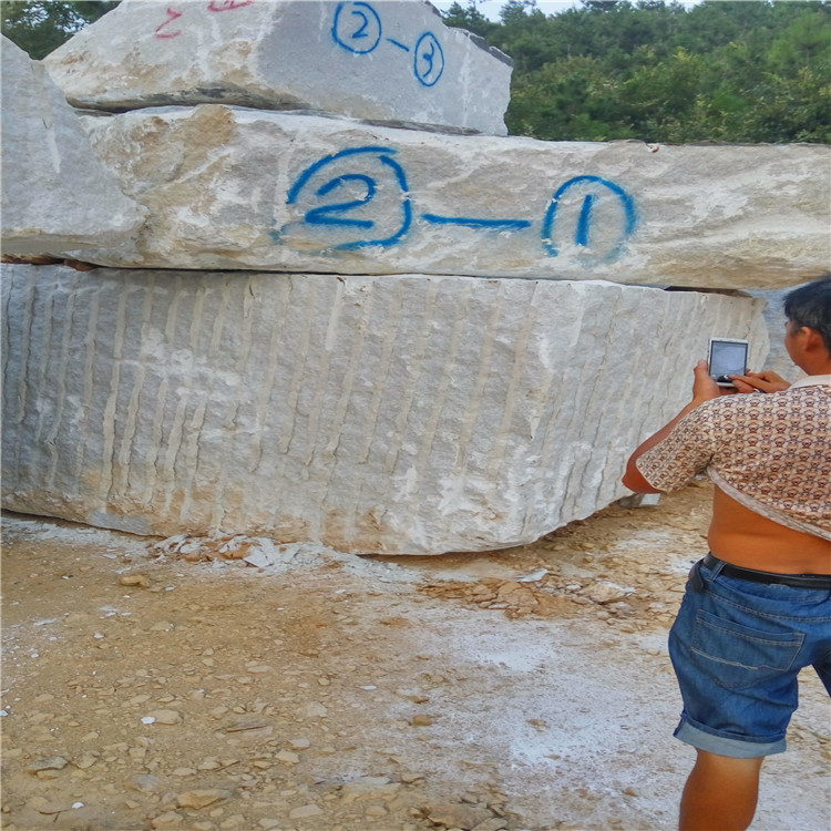 石毛料 水晶白荒料批發(fā)