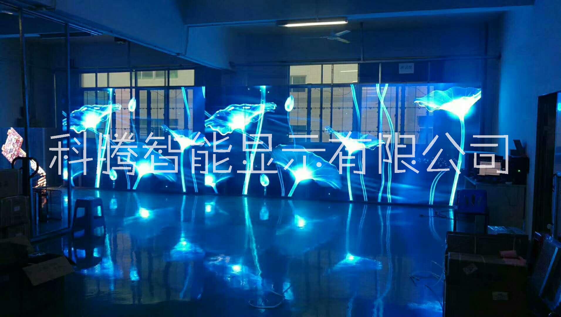 P3.9 LED透明屏金六福山東案例
