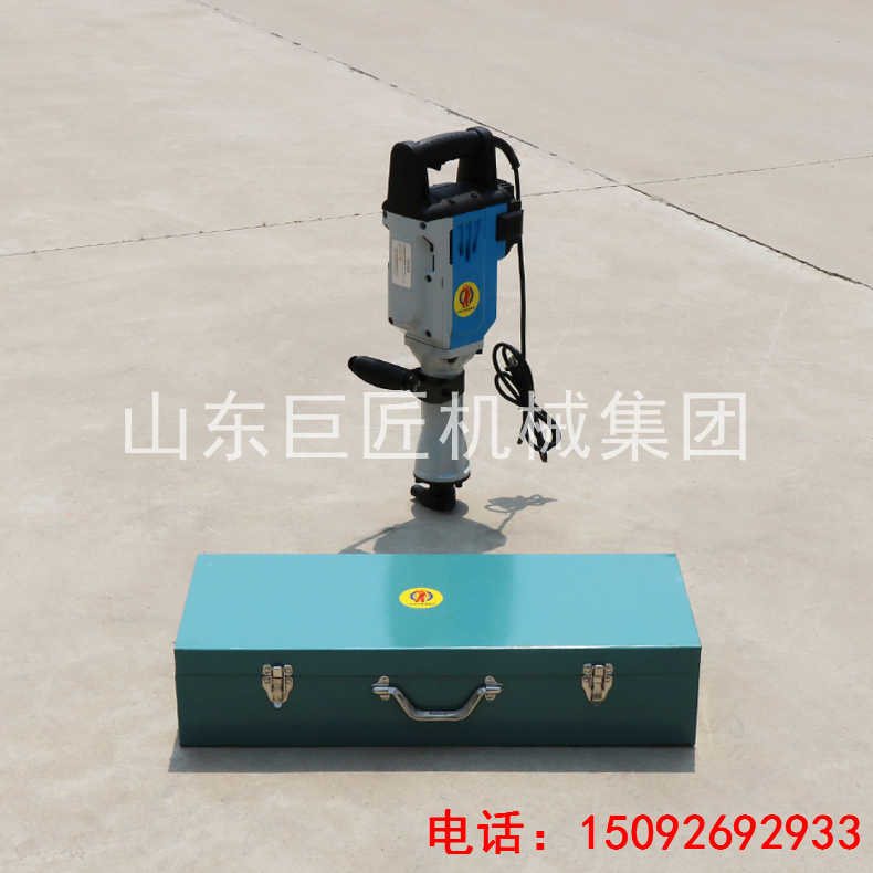 巨匠熱銷QTZ-3D便攜式電動取土鉆機