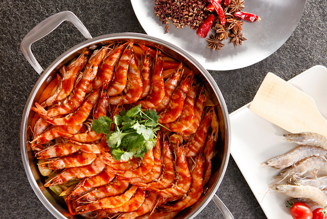 濟(jì)南煌品三汁悶鍋加盟流程費(fèi)用是多少