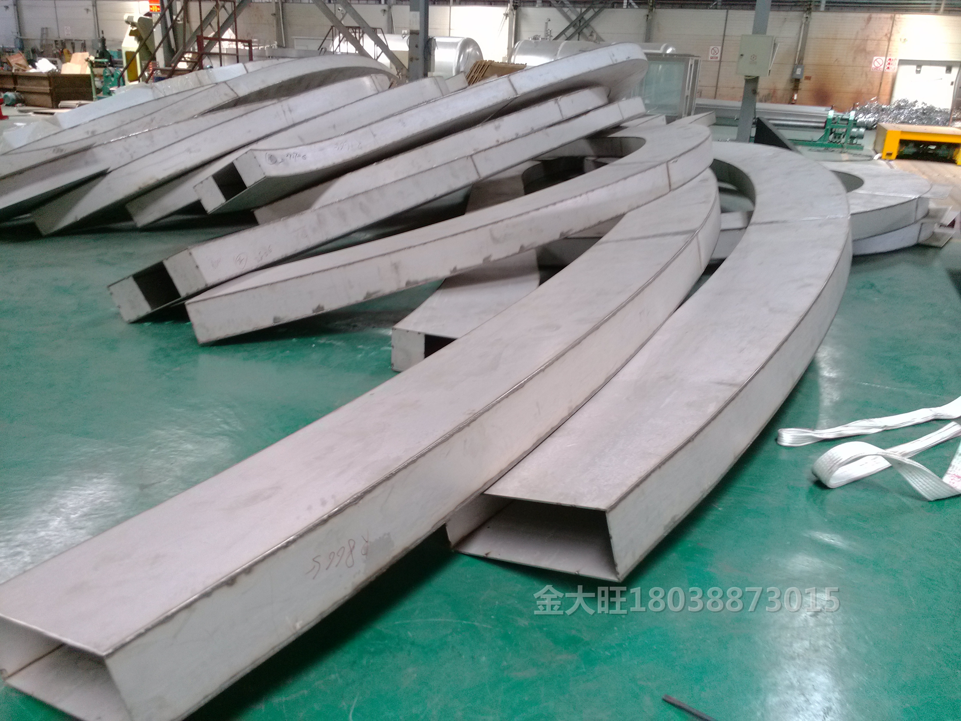 佛山大型不銹鋼城市雕塑廣場(chǎng)景觀鋼藝