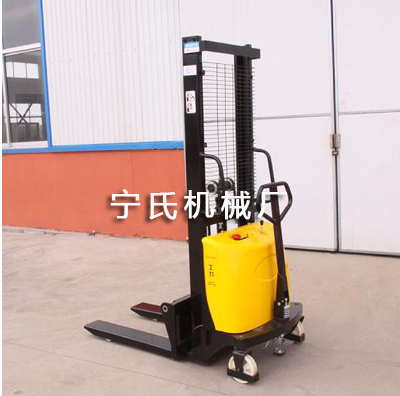 半電動叉車商家